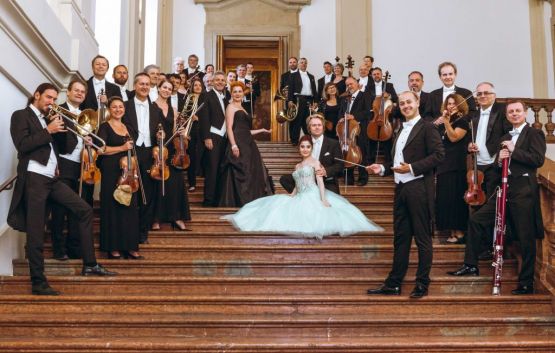 Vienna Hofburg Orchestra at the stairs of Palais Liechtenstein