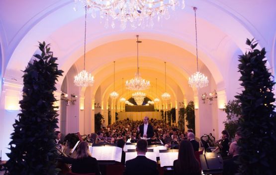 Blick auf den Konzertsaal in der Orangerie