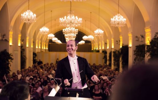 Dirigent des Schloss Schönbrunn Konzertes